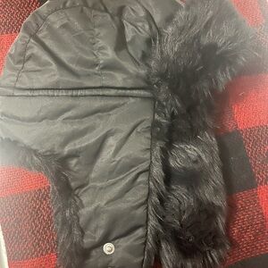 Eddie Bauer Black Quilted Hat with Faux Fur Trim